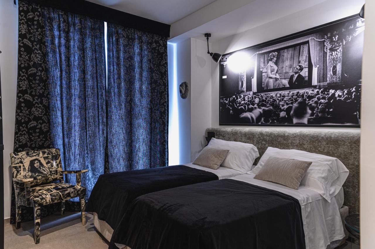 Hotel Cineapollo - Ogni Camera Un Film! Messina Ngoại thất bức ảnh