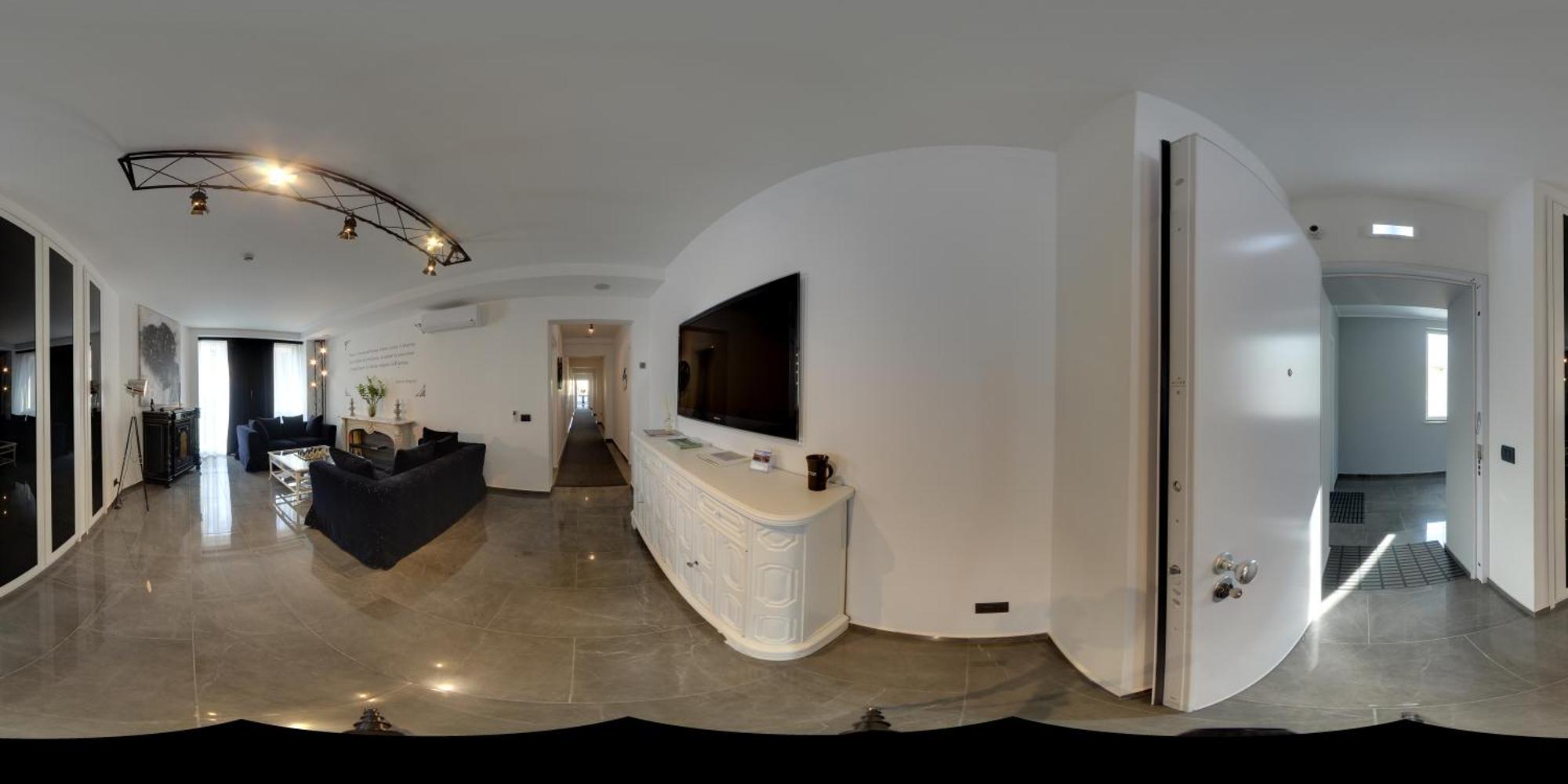 Hotel Cineapollo - Ogni Camera Un Film! Messina Ngoại thất bức ảnh